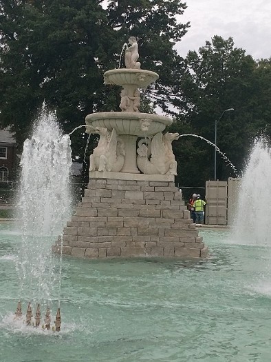 Meyer Circle Seahorse Fountain